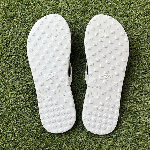 Nike Ondeck Flip Flop - Picture 4 of 4